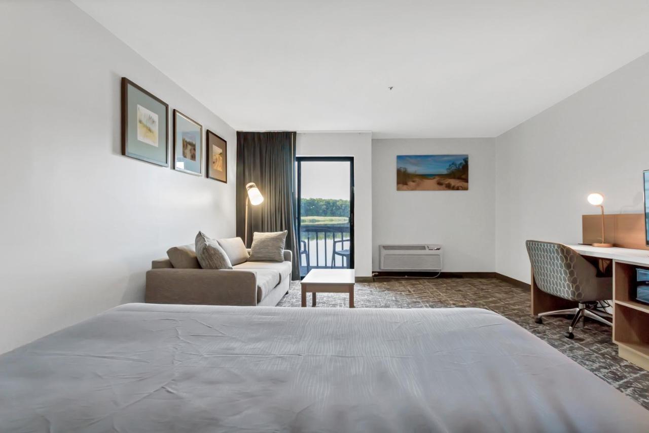 Waterbird Lakeside Inn Chesterton Buitenkant foto